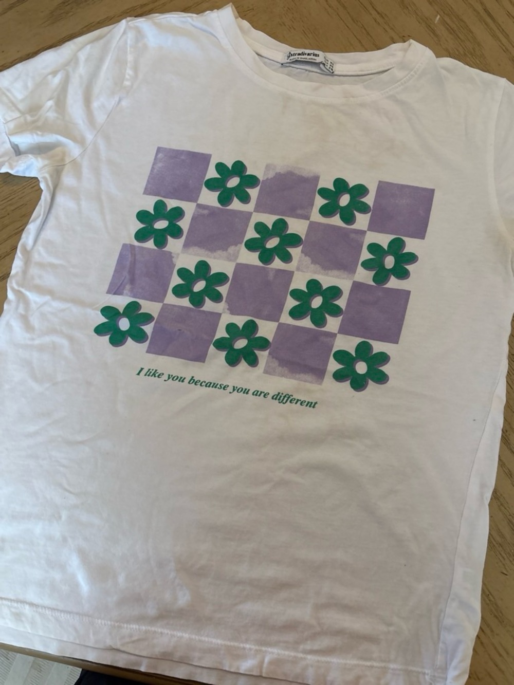 stradivarius White Tee with Purple Checkerboard & Green Flower Print